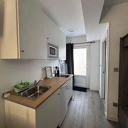 Nueva Berria Aparthotel 3*